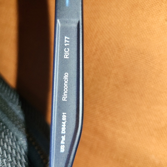 Mens Costas - Picture 3 of 4